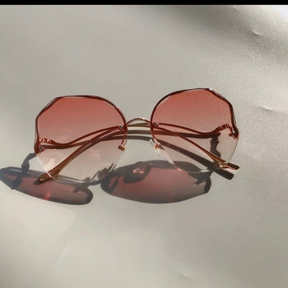 Rimless Uv400 Women’s Subglasses - Picture 2 of 3